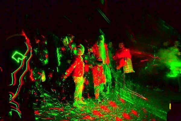 Генератор дыма Киров, генератор дыма купить в Кирове, генератор дыма для дискотек